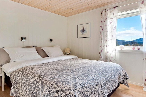 Foto van Sereen Waterfront Toevluchtsoord-By Traum - Vakantiehuis in Valevåg - Indoor