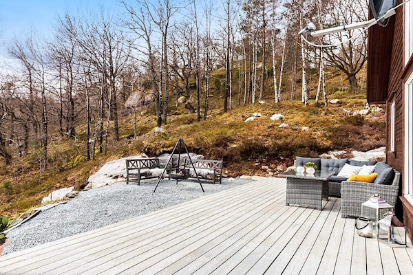 Foto van Sereen Waterfront Toevluchtsoord-By Traum - Vakantiehuis in Valevåg - Outdoor