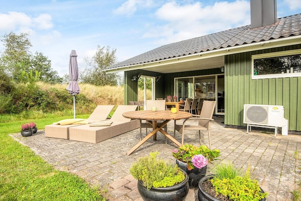 Foto van 6 persoons vakantie huis in Blåvand - Vakantiehuis in Blåvand - Outdoor