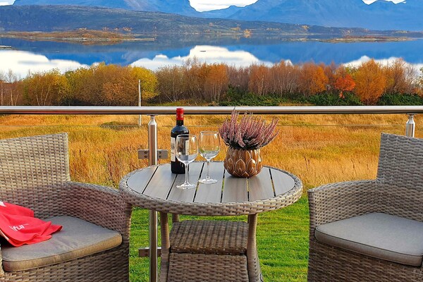 Foto van Kustcharme in Hamaroy-By Traum - Vakantiehuis in Skutvik - WaterView