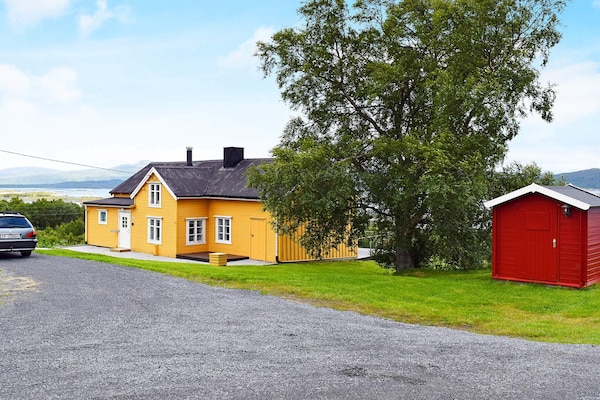 Foto van Kustcharme in Hamaroy-By Traum - Vakantiehuis in Skutvik - Outdoor
