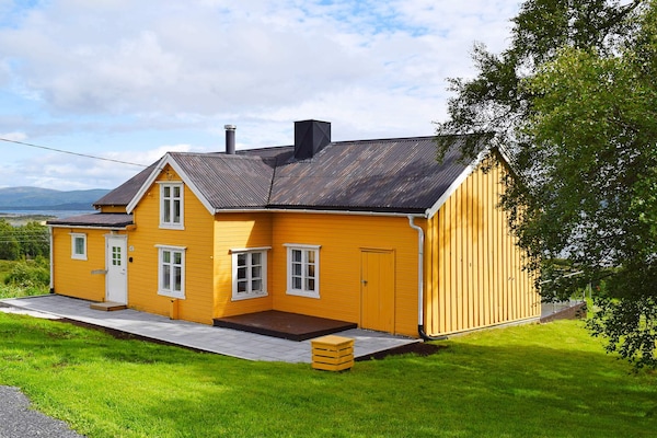 Foto van Kustcharme in Hamaroy-By Traum - Vakantiehuis in Skutvik - Outdoor