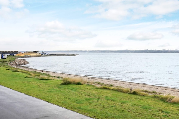 Foto van Kusttoevlucht in Hvalpsund-By Traum - Vakantiehuis in Farsø - WaterView