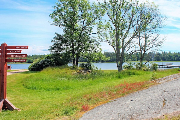 Foto van Schilderachtig huisje aan het meer-By Traum - Vakantiehuis in LIDKÖPING - Untagged