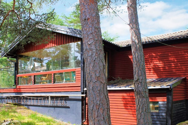 Foto van Schilderachtig huisje aan het meer-By Traum - Vakantiehuis in LIDKÖPING - Outdoor