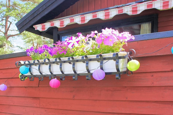 Foto van Schilderachtig huisje aan het meer-By Traum - Vakantiehuis in LIDKÖPING - Outdoor