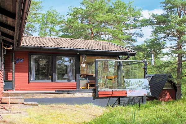 Foto van Schilderachtig huisje aan het meer-By Traum - Vakantiehuis in LIDKÖPING - Outdoor