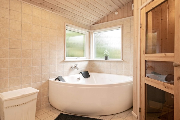 Foto van 8 persoons vakantie huis in Ålbæk - Vakantiehuis in Ålbæk - Spa
