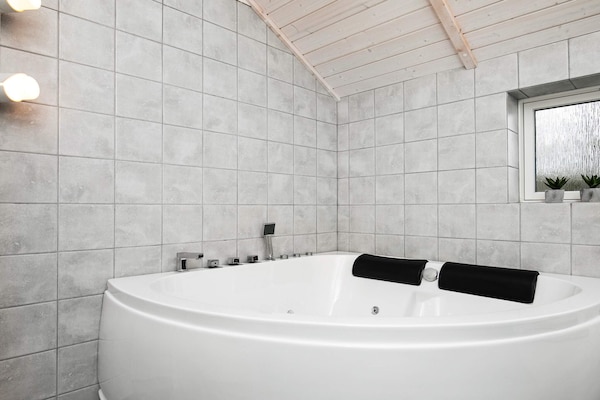 Foto van 6 persoons vakantie huis in Thisted - Vakantiehuis in Thisted - Spa