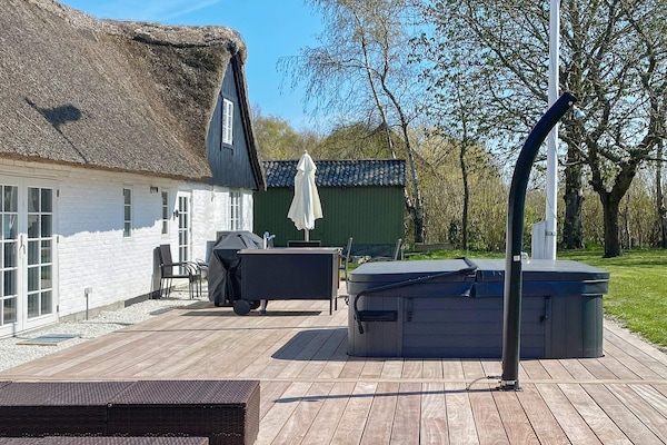 Foto van Idyllisch rietgedekt huisje-By Traum - Vakantiehuis in Gedser - Outdoor