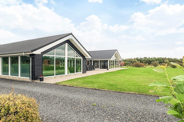 Foto van 15 persoons vakantie huis in Højslev - Vakantiehuis in Højslev - Outdoor