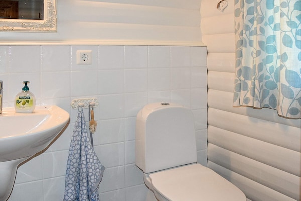 Foto van Familieparadijs met uitzicht op meer-By Traum - Vakantiehuis in Volda - Indoor