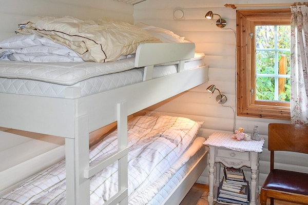Foto van Familieparadijs met uitzicht op meer-By Traum - Vakantiehuis in Volda - Indoor