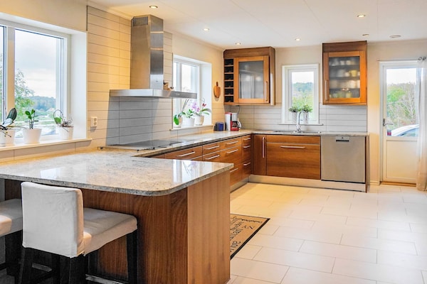 Foto van 10 persoons vakantie huis in KLÖVEDAL - Vakantiehuis in KLÖVEDAL - Indoor