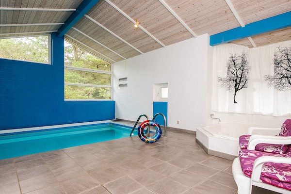 Foto van Luxe oase in Blavand-By Traum - Vakantiehuis in Blåvand - Pool