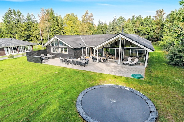 Foto van 20 persoons vakantie huis in Frederiksværk - Vakantiehuis in Frederiksværk - Outdoor