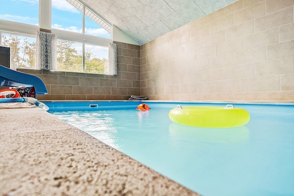 Foto van 20 persoons vakantie huis in Frederiksværk - Vakantiehuis in Frederiksværk - Pool