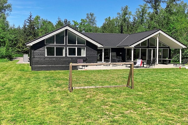 Foto van 20 persoons vakantie huis in Frederiksværk - Vakantiehuis in Frederiksværk - Outdoor