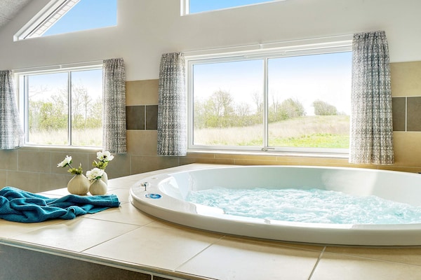 Foto van 26 persoons vakantie huis in Grenaa - Vakantiehuis in Grenaa - Spa