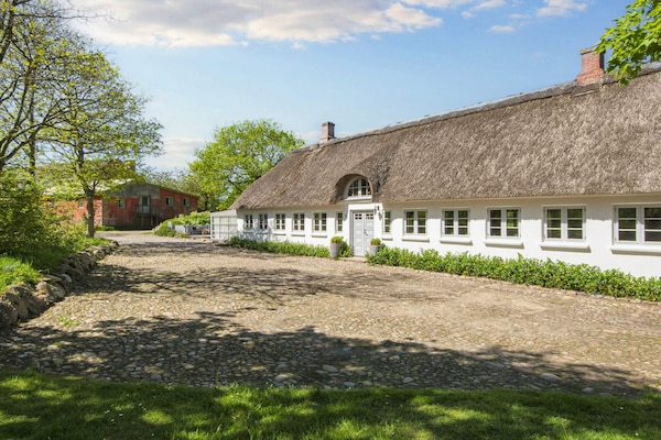 Foto van Idyllische Deense Boerderij Retreat-By Traum - Vakantiehuis in Hemmet - Outdoor
