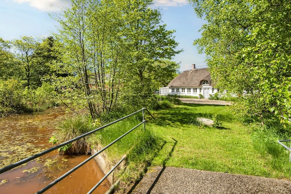 Foto van Idyllische Deense Boerderij Retreat-By Traum - Vakantiehuis in Hemmet - View