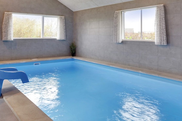 Foto van 22 persoons vakantie huis in Idestrup - Vakantiehuis in Idestrup - Pool