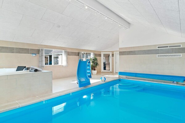 Foto van 20 persoons vakantie huis in Hasselberg - Vakantiehuis in Kappeln - Pool