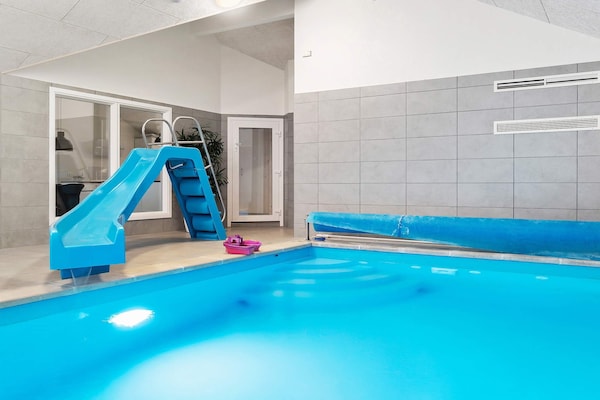 Foto van 18 persoons vakantie huis in Hasselberg - Vakantiehuis in Kappeln - Pool
