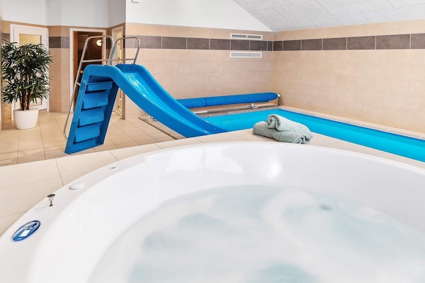 Foto van 18 persoons vakantie huis in Hasselberg - Vakantiehuis in Kappeln - Spa