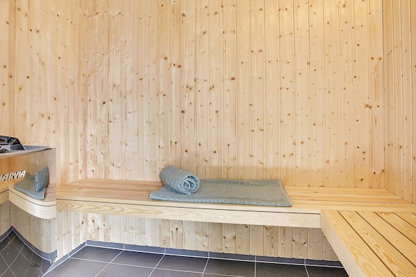 Foto van 24 persoons vakantie huis in Frederiksværk - Vakantiehuis in Frederiksværk - Sauna