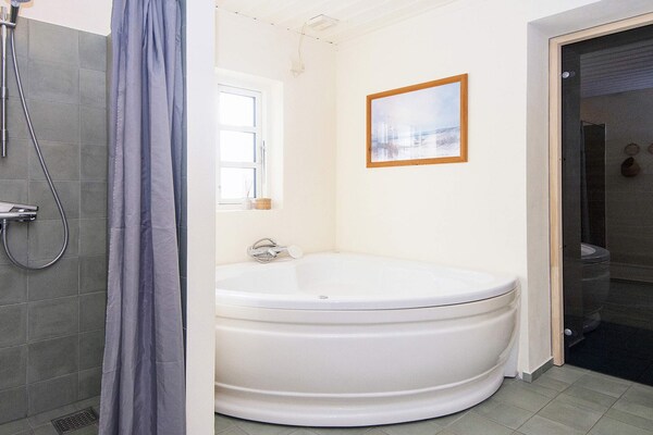 Foto van 7 persoons vakantie huis in Grenaa - Vakantiehuis in Grenaa - Spa