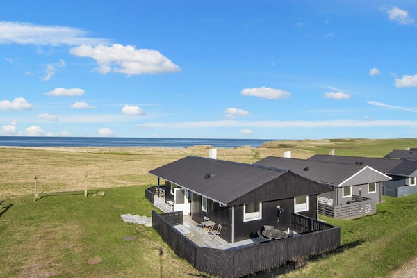 Foto van Familievakantiehuis aan de Noordzee - Vakantiehuis in Lemvig - Outdoor