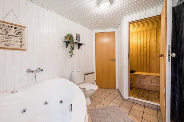 Foto van Lichte huisje met overdekt terras-By Traum - Vakantiehuis in Nørre Nebel - Sauna