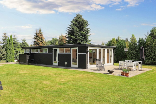 Foto van Gezellig vakantiehuis in Marielyst-By Traum - Vakantiehuis in Væggerløse - View