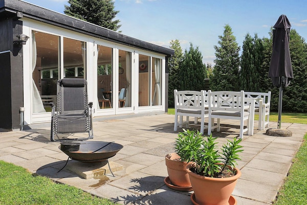 Foto van Gezellig vakantiehuis in Marielyst-By Traum - Vakantiehuis in Væggerløse - View