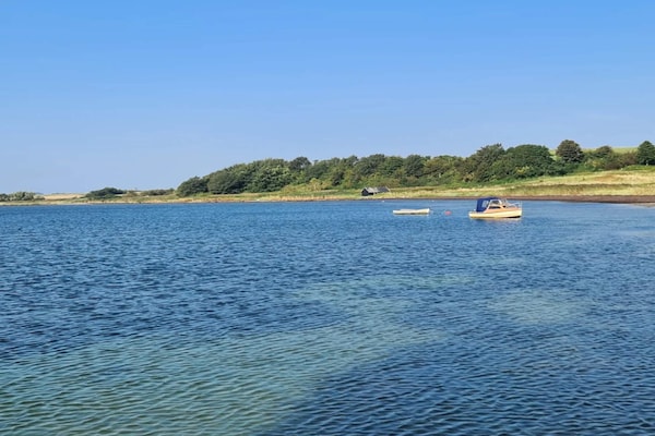 Foto van Rustig huisje voor 6 personen in Knebel - Vakantiehuis in Knebel - WaterView