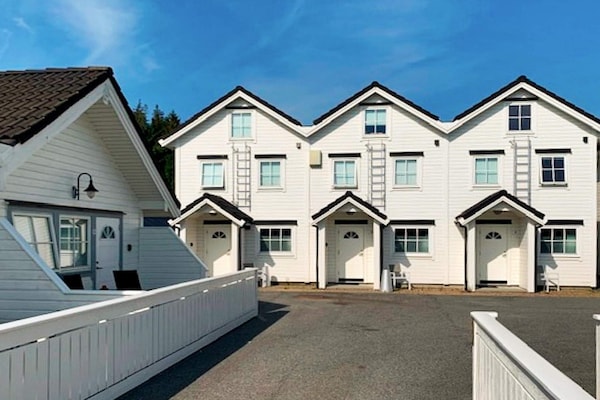 Foto van 6 persoons vakantie huis in Austrheim - Vakantiehuis in Austrheim - Outdoor