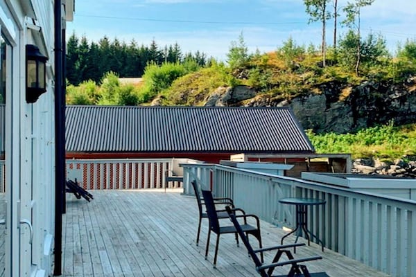 Foto van 6 persoons vakantie huis in Austrheim - Vakantiehuis in Austrheim - Outdoor