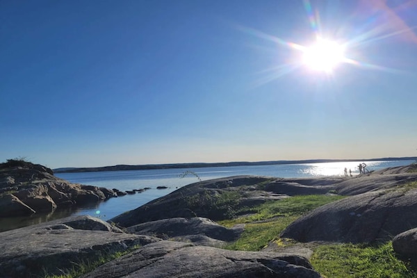 Foto van Magisch kusttoevluchtsoord op Tjorn-By Traum - Vakantiehuis in HAKENÄSET - WaterView