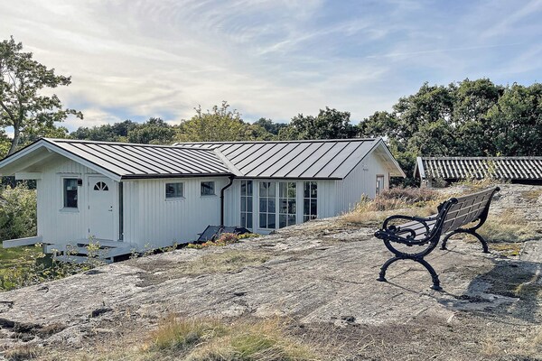 Foto van Magisch kusttoevluchtsoord op Tjorn-By Traum - Vakantiehuis in HAKENÄSET - Outdoor