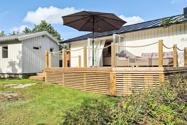Foto van Magisch kusttoevluchtsoord op Tjorn-By Traum - Vakantiehuis in HAKENÄSET - Outdoor