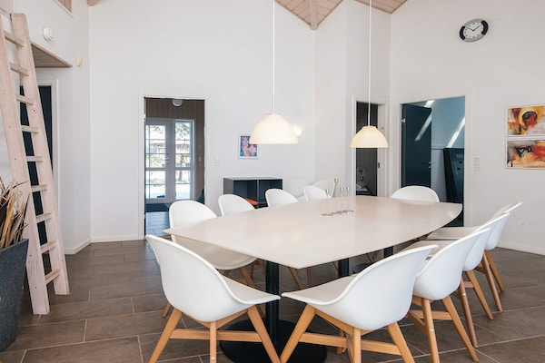 Foto van 14 persoons vakantie huis in Blåvand - Vakantiehuis in Blåvand - Indoor
