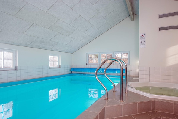 Foto van 14 persoons vakantie huis in Blåvand - Vakantiehuis in Blåvand - Pool