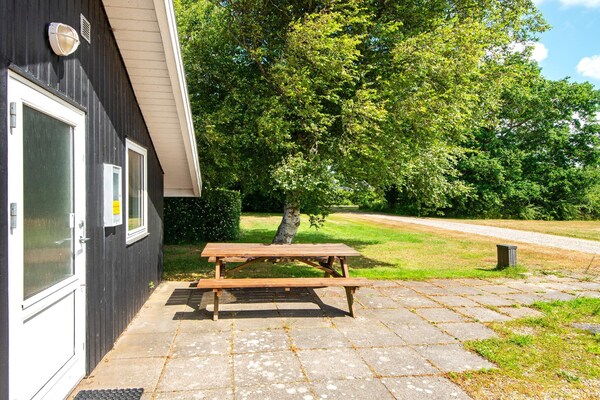 Foto van Afgelegen Havenhuisje-By Traum - Vakantiehuis in Hemmet - View