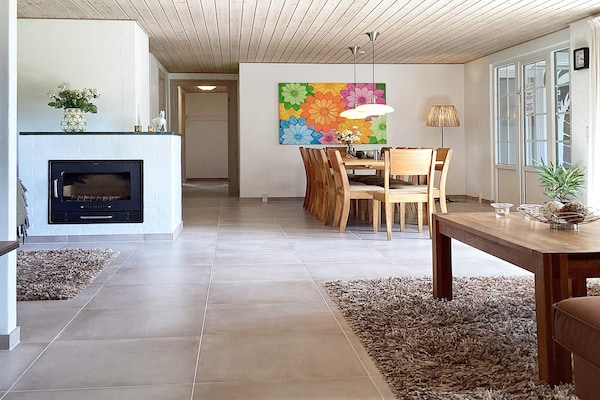 Foto van 12 persoons vakantie huis in Væggerløse - Vakantiehuis in Væggerløse - Indoor