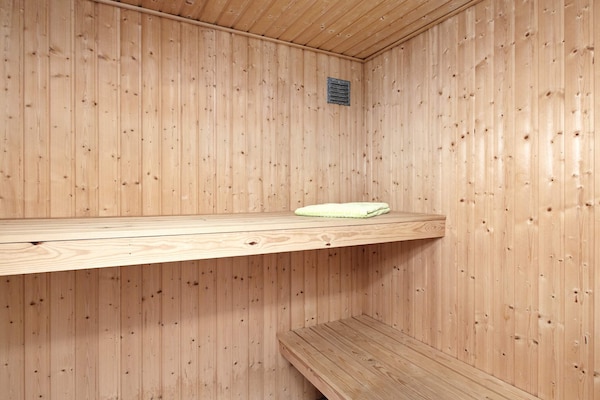 Foto van 12 persoons vakantie huis in Væggerløse - Vakantiehuis in Væggerløse - Sauna