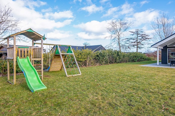Foto van 14 persoons vakantie huis in Juelsminde - Vakantiehuis in Juelsminde - Outdoor