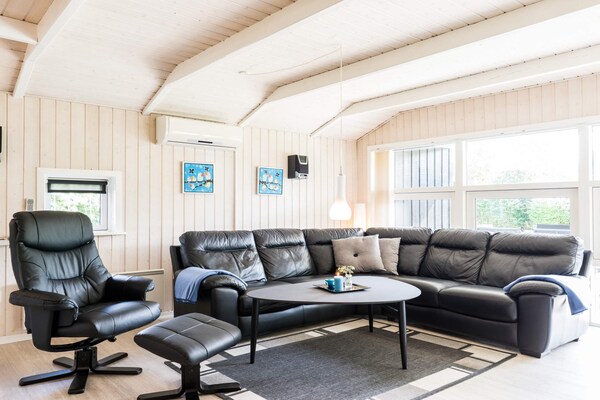 Foto van Afgelegen Knusse Huisje-By Traum - Vakantiehuis in Hemmet - Indoor