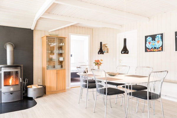 Foto van Afgelegen Knusse Huisje-By Traum - Vakantiehuis in Hemmet - Indoor
