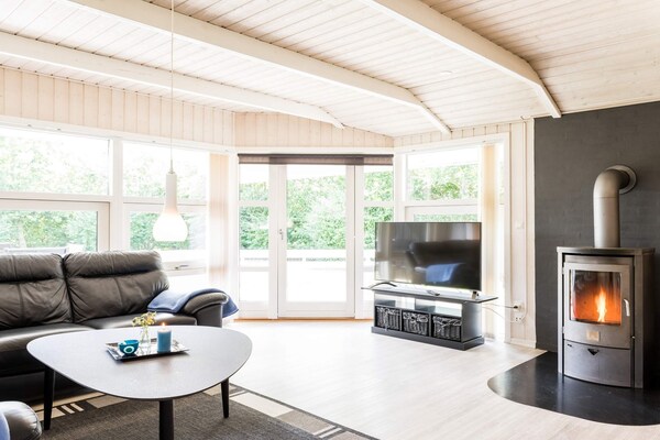 Foto van Afgelegen Knusse Huisje-By Traum - Vakantiehuis in Hemmet - Indoor